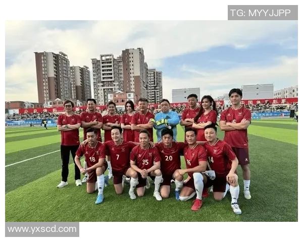 足球明星与中国明星神似对比揭示了偶像文化的奇妙交集与影响力 足球明星与中国明星神似对比揭示了偶像文化的奇妙交集与影响力