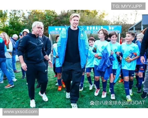 足球明星重返童年变婴儿萌态百出引发网友热议和欢笑 足球明星重返童年变婴儿萌态百出引发网友热议和欢笑