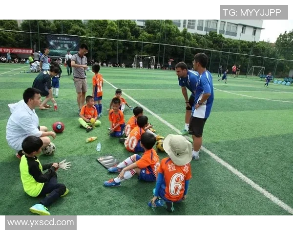 西安足球队转型之路的真实记录与未来展望 西安足球队转型之路的真实记录与未来展望